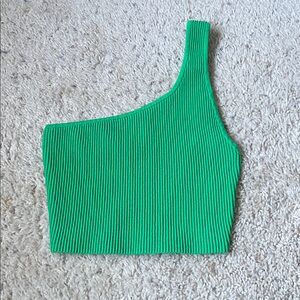 Aritzia Babaton one shoulder green crop top